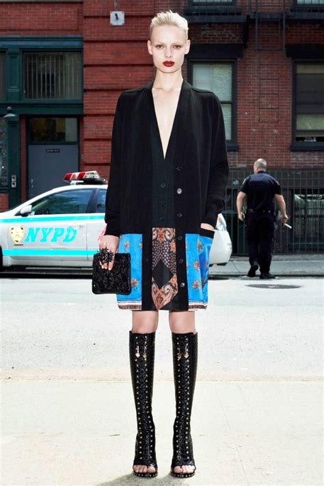 Givenchy Resort 2013 Fashion Show 